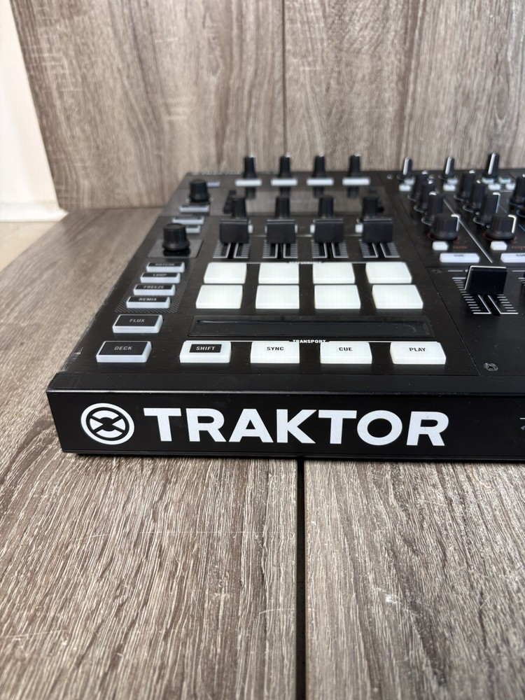 Native Instruments Traktor Kontrol S8 4-channel DJ Controller W/ USB Cable!