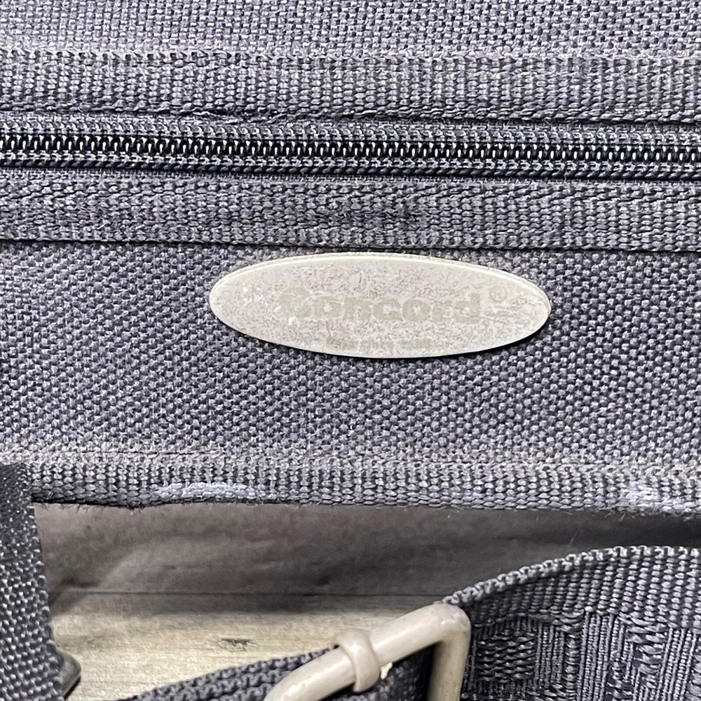 Concord Violin Case Burgundy Lining