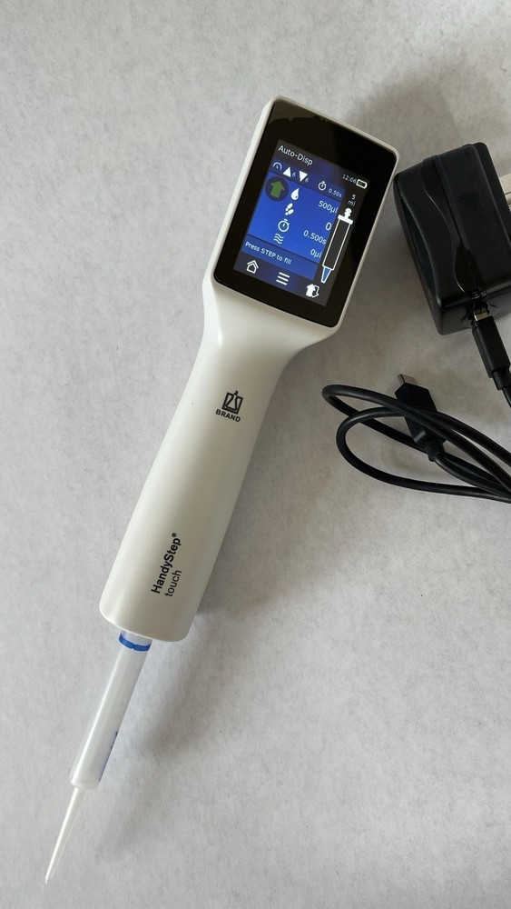 Pristine Condition BrandTech HandyStep Touch Screen Protector Still On &Charger