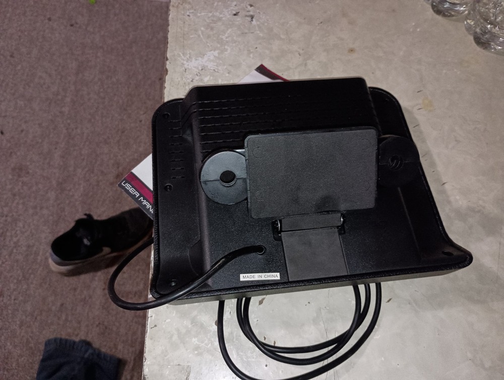 Pyle Headrest Display Monitor Model: PLD94BK