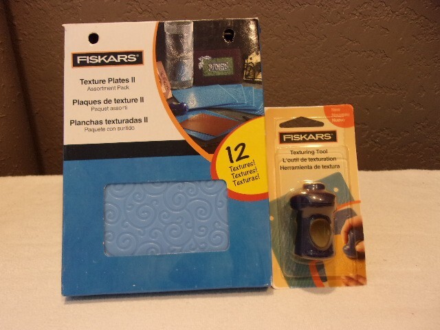 Fiskars Texture Plates II Assorted 12 Texture Pack + Fiskars Texturing Tool New