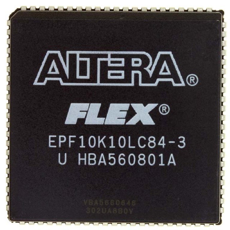 ALTERA EPF10K10LC84-3 PLCC84 Field-Programmable Gate Array RH
