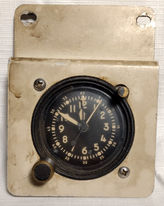 Vintage Unbranded Aircraft Unknown Clock (UNTESTED) (SEE DESCRIPTION)