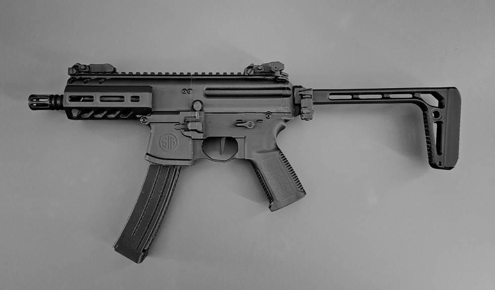 Sig Sauer MPX SMG Prop Gun 1:1 Scale Lifesize