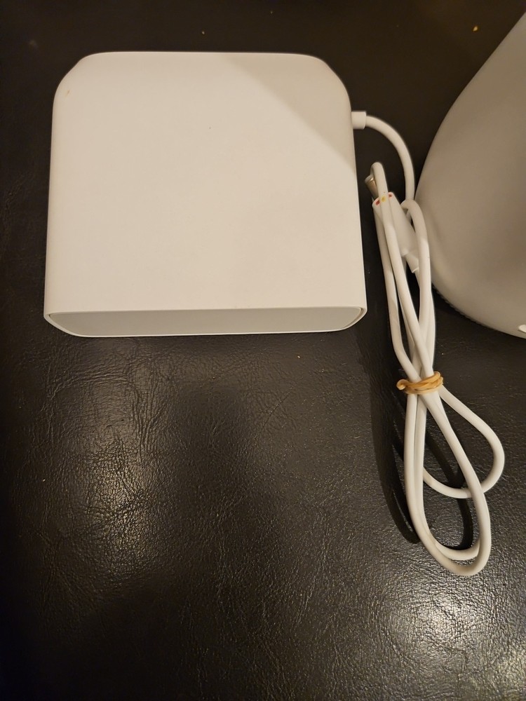 Xfinity Storm Ready WiFi & Battery Backup