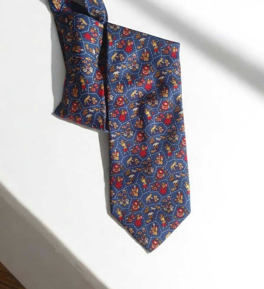 salvatore ferragamo silk tie