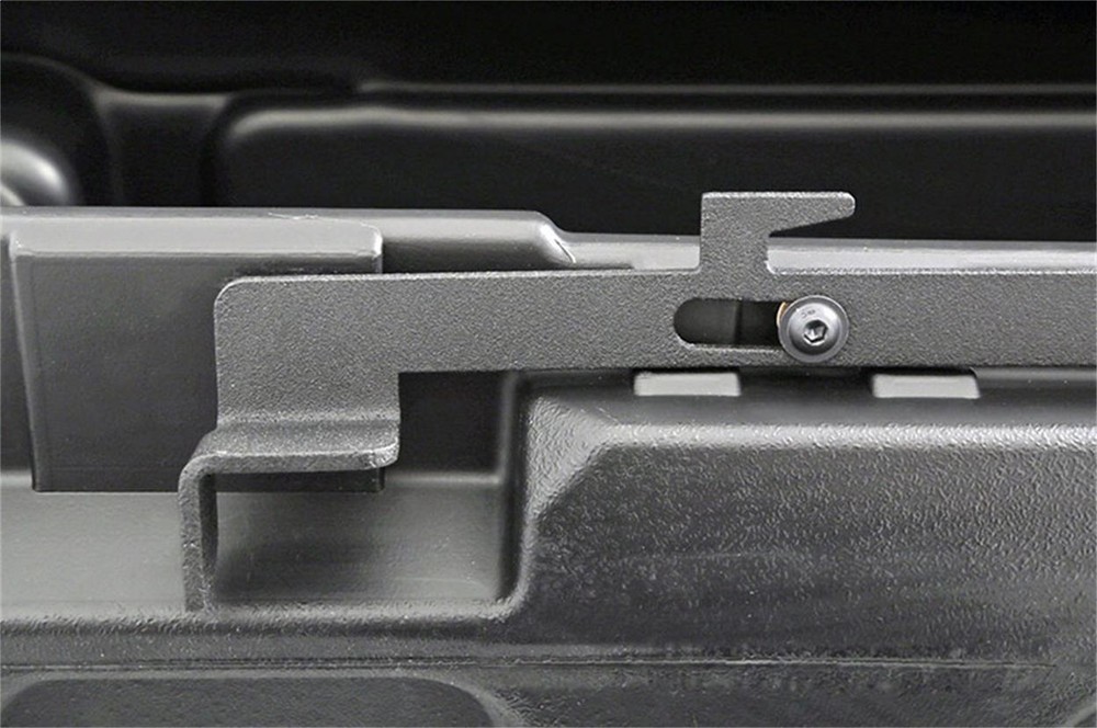 Dee Zee Specialty Series Poly Crossover Tool Box +PL/TB POLY CROSSOVER FULL SIZE