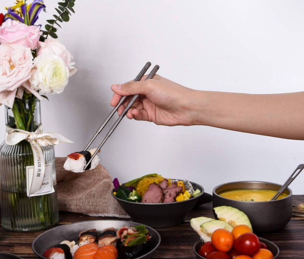 Foldable Titanium Chopsticks Telescopic Camping Travel Utensils