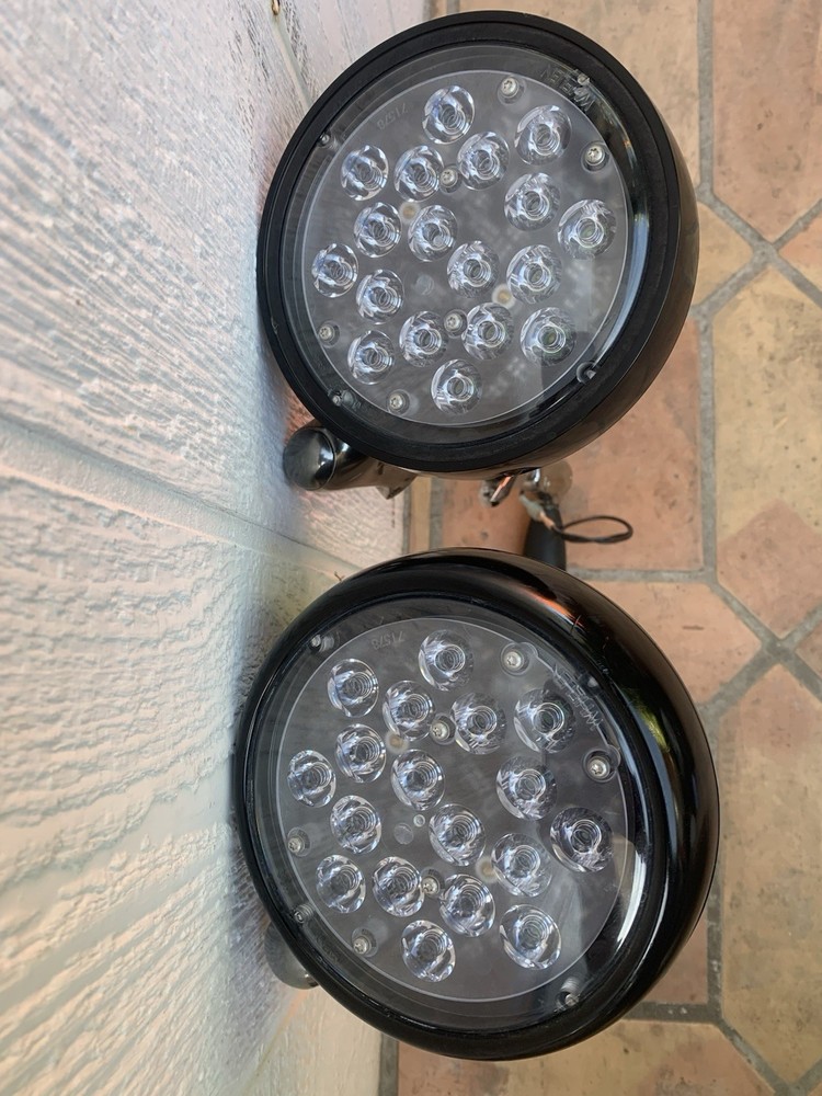 Pair Whelen Police Spotlight Unity Led Light