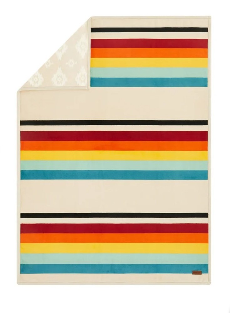 Pendleton Reversible Plush Throw, Mount Foraker 50x70in 100% Polyester, Soft NEW