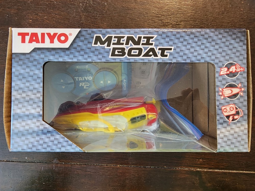 Mini Remote Controlled Boat