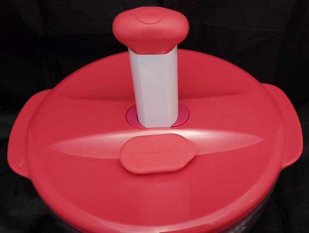 Red KitchenAid Salad Cleaner Spinner