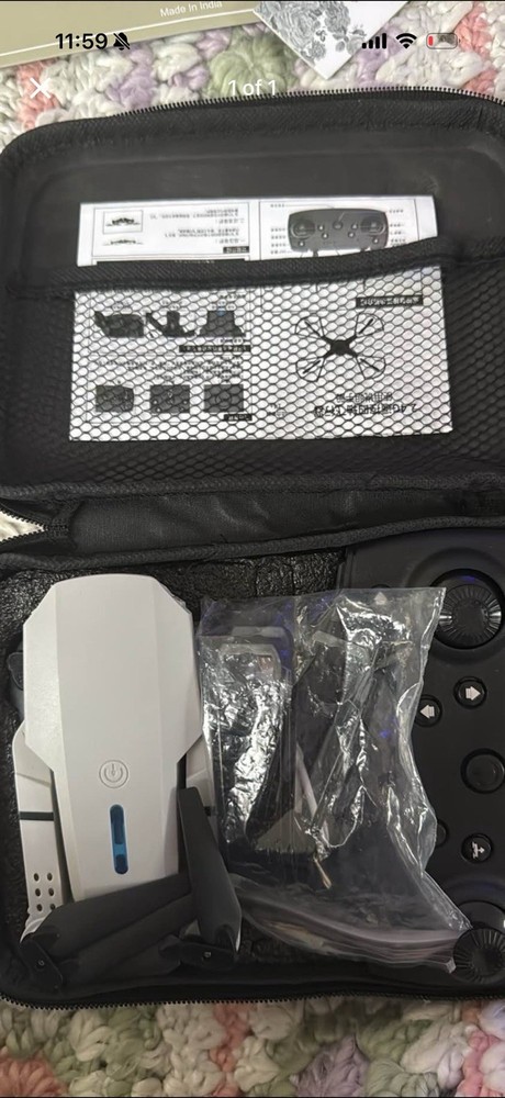 Foldable Toy Grade Quadcopter Drone Kit with Controller, White/Black