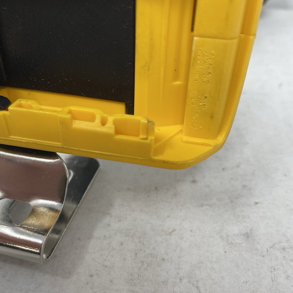 Dewalt 20V Volt Max 1/4-in Compact Impact Driver DCF885 *Tool Only*