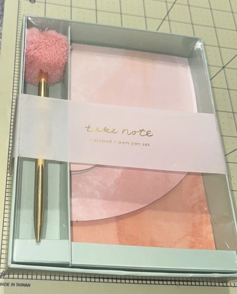 Take Note Notepad And Pom Pom Pen Pink Garven