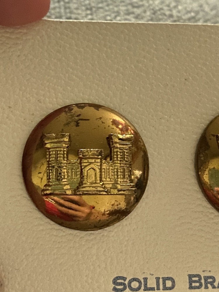 ENGINEER SOLID BRASS ENLISTED COLLAR INSIGNIA-SEMI-DOMED PAIR ON-CARD POST WW-2