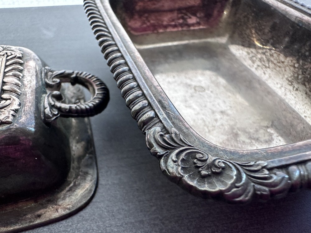 International Silver Candy Dish With Lid, Handles Intact
