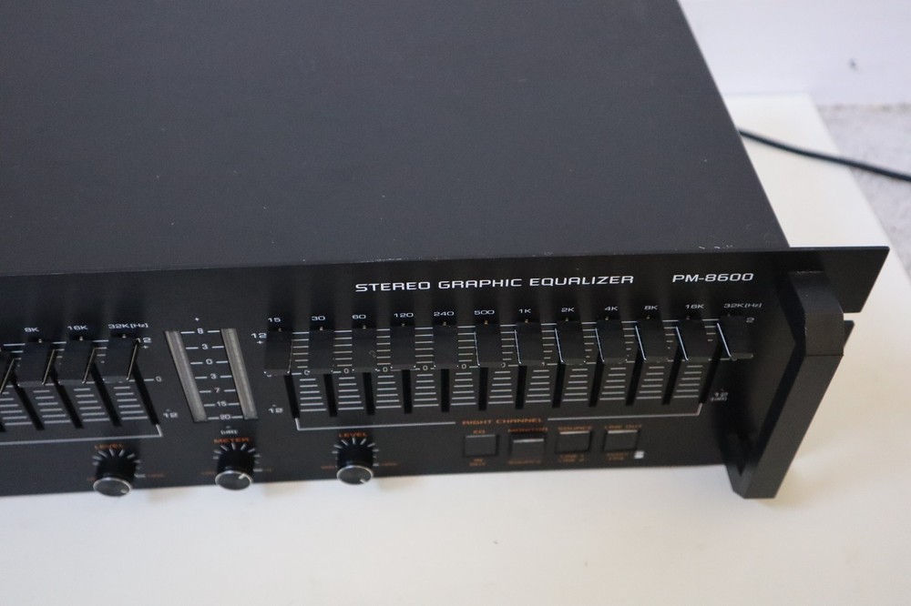 Vintage Pyramid PM-8600 Graphic Stereo Equalizer