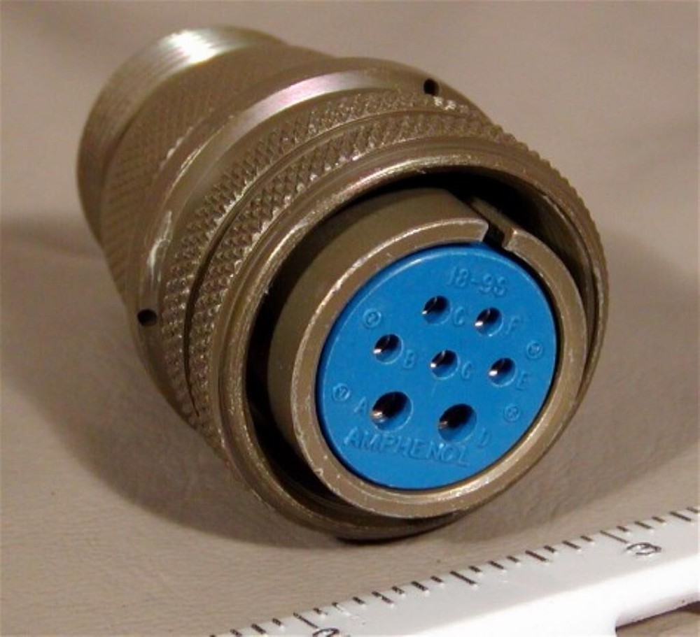 Amphenol MS3106A18-9S Circular Mil Spec Connector, 7 Position