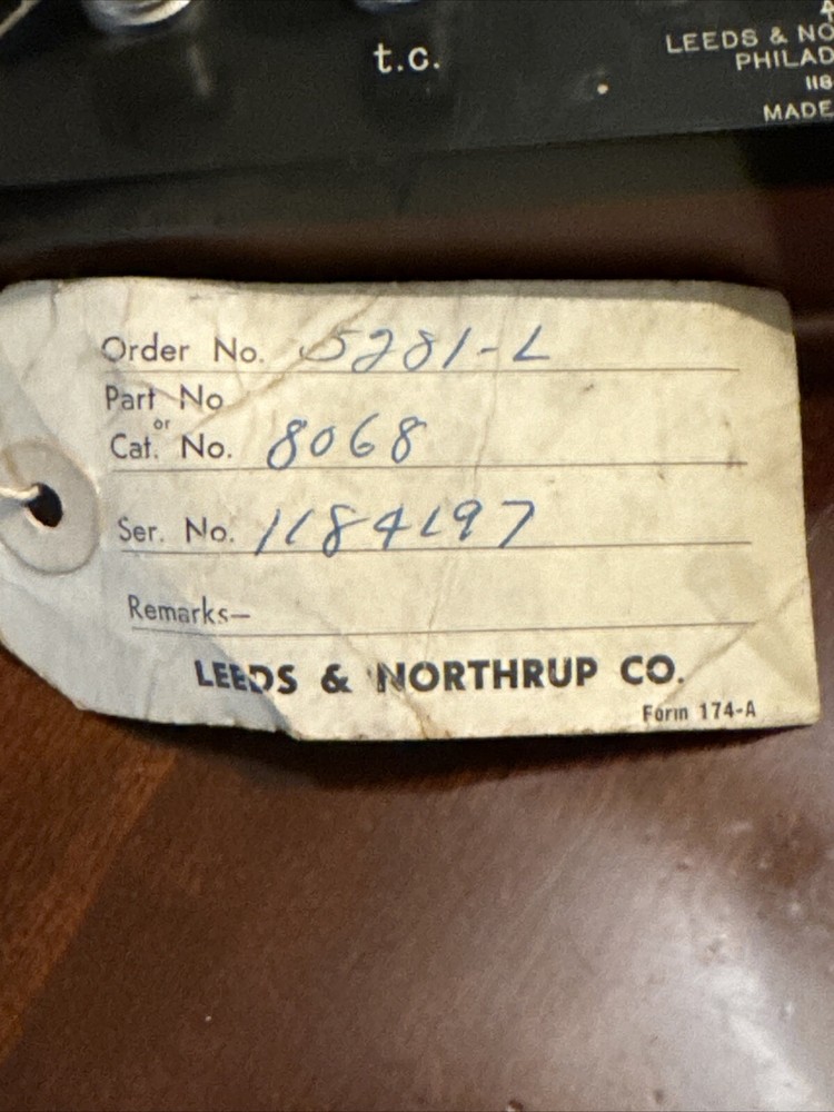VINTAGE LEEDS & NORTHRUP THERMOMETER BRIDGE MODEL 8068