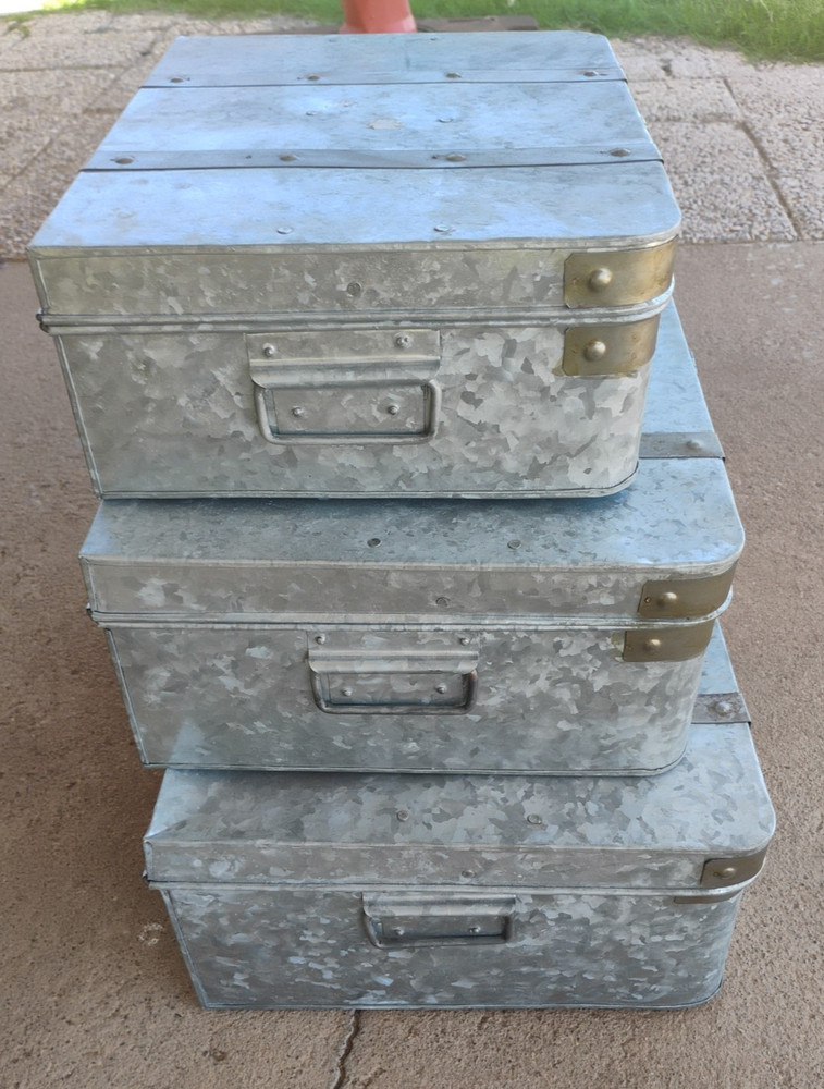 Galvanized 3pc Nesting Trunk Suitcase Lot Lockable Farm House Cottage Decor