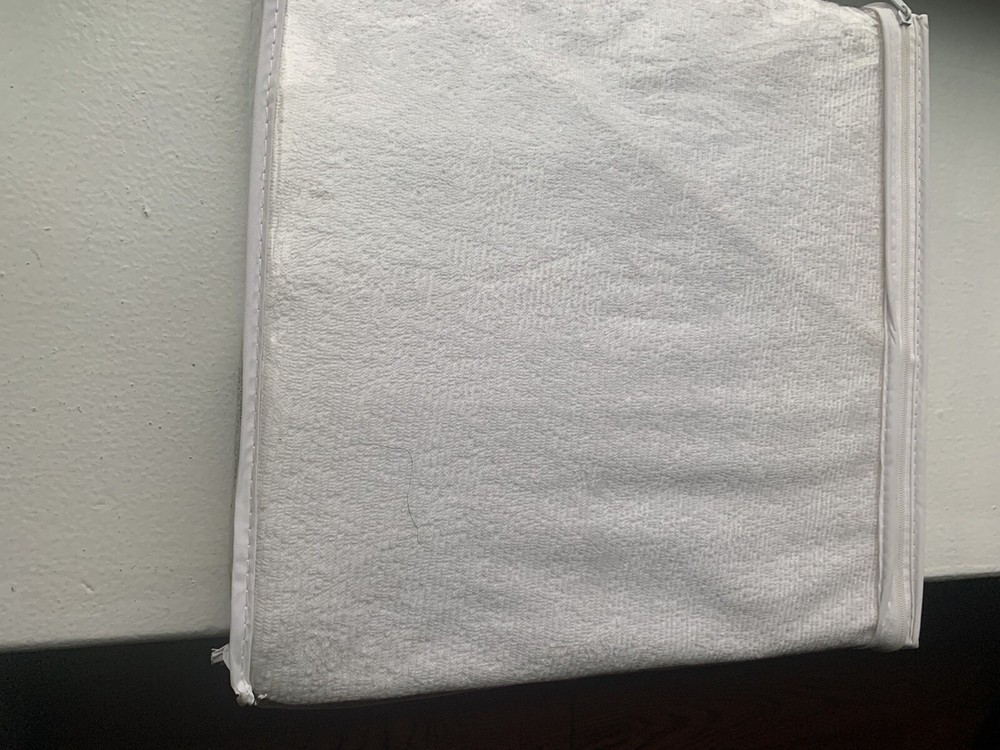 MICRO-TEX MATTRESS PROTECTOR FOR TWIN BED NEW