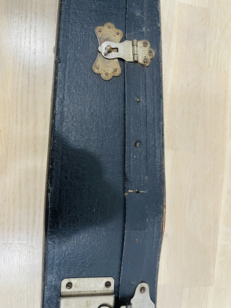 Old vintage violin case
