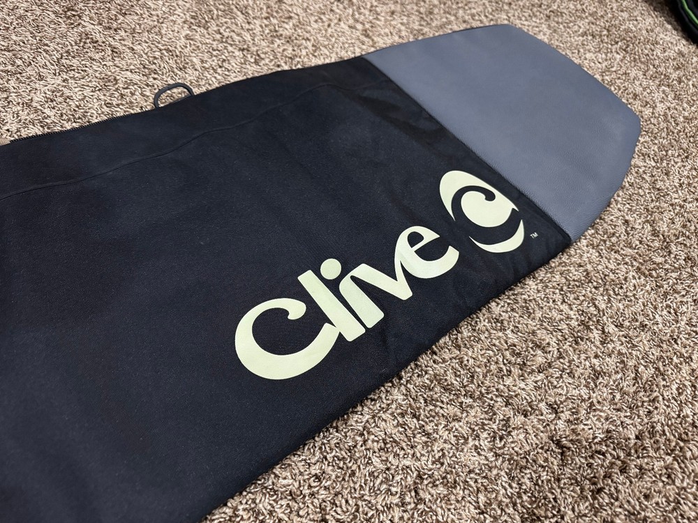 Clive Snowboard Bag
