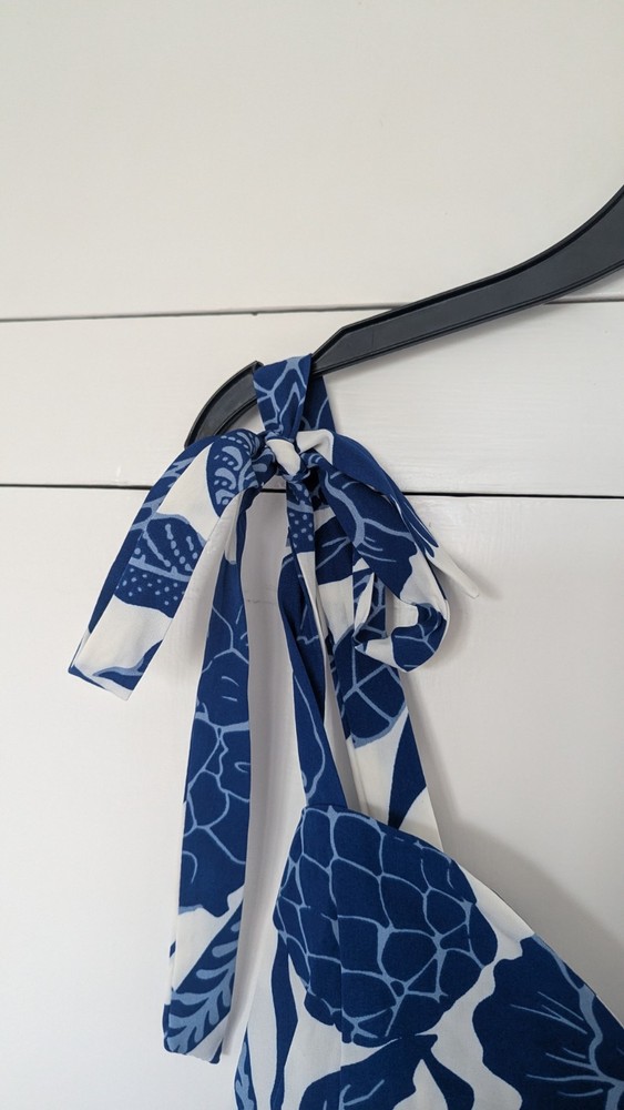 XL blue and white tropical 2 piece