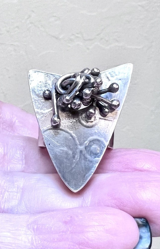 LOVELY Sterling Silver Artisan Large Textured, Articulated Triangular Ring