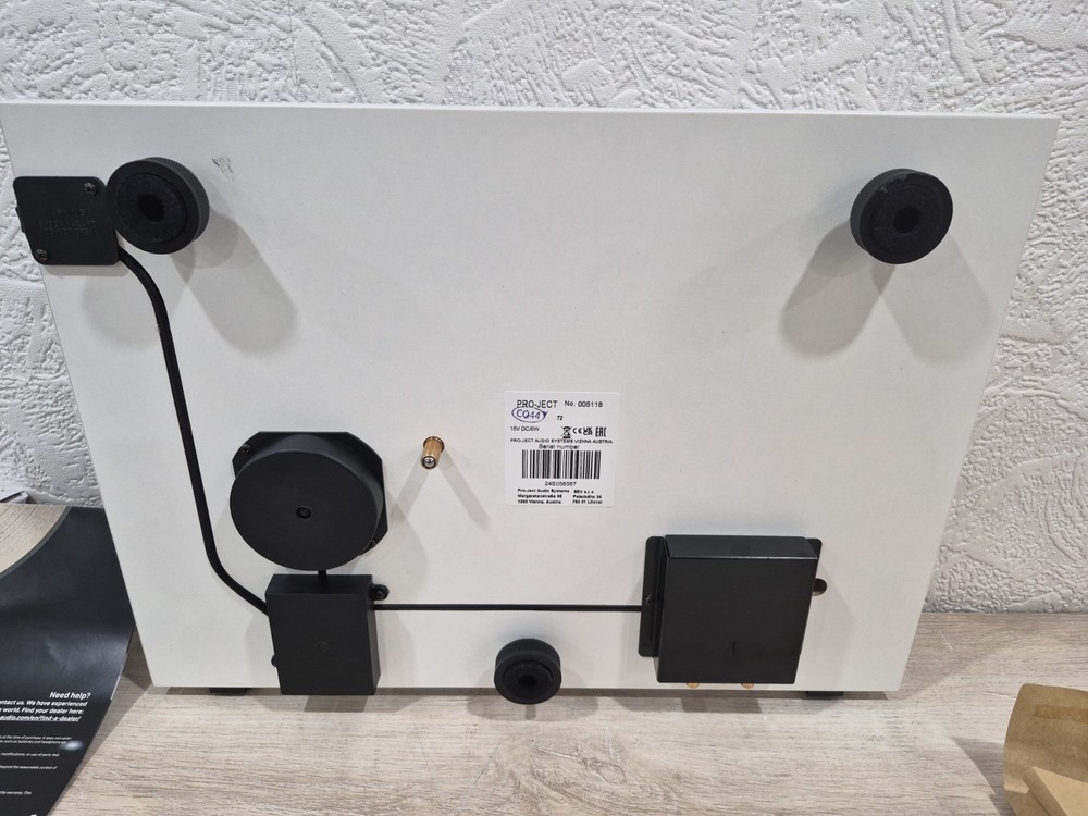 Pro-Ject - T2 Turntable - Satin White