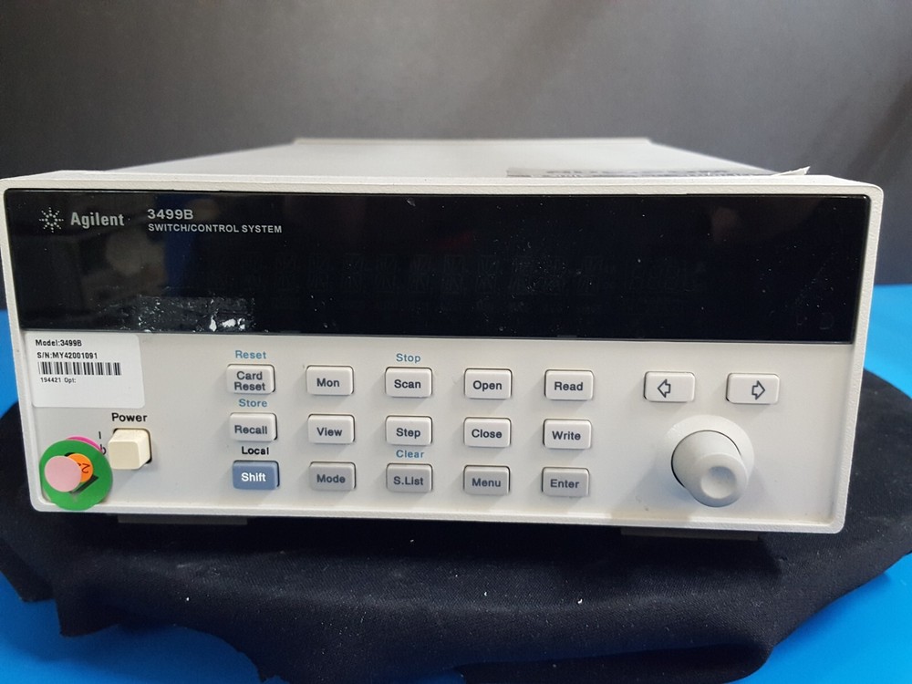 Agilent 3499B: Switch / Control System Main Frame (1091)