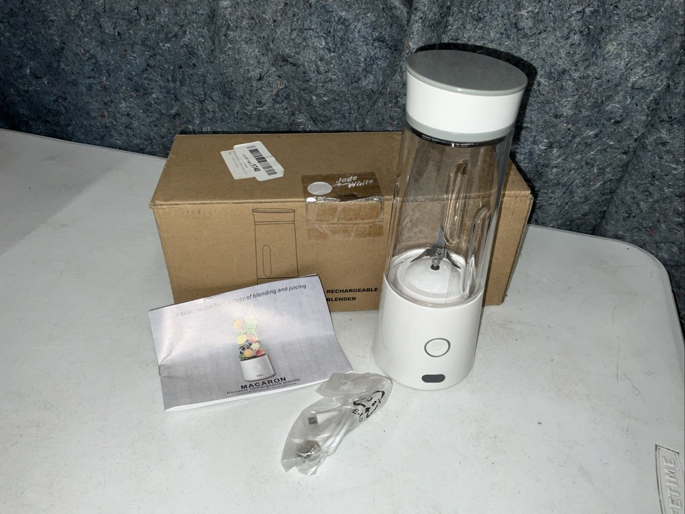 Macaron Potable Rechargeable Blender