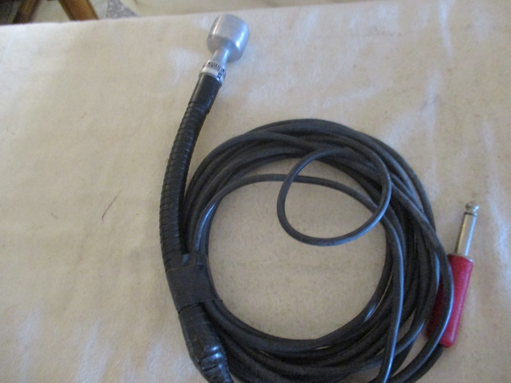 Vintage Turner 82-SH Crystal Microphone With Cable