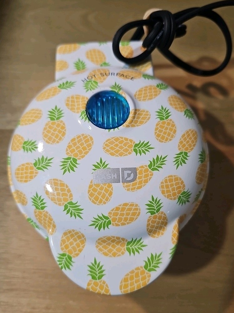 Dash Mini Waffle Maker 4 Nonstick Pineapple Design Adorable & Fun
