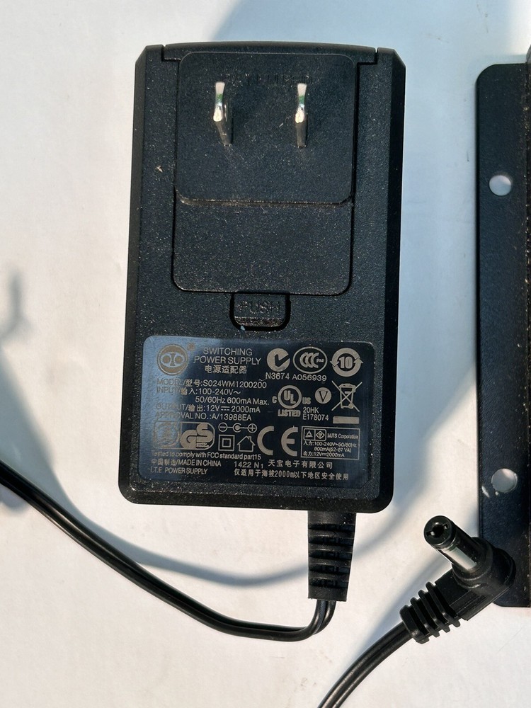 Pepwave DCS-GN Wireless AP w/power Adapter Working Fully Functional