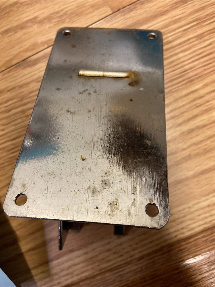 Roll Down Coin Acceptor Selector Mechanism Vending Machine.