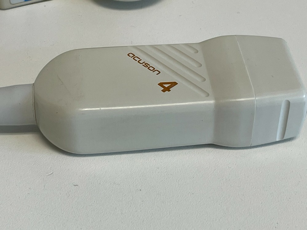 T3: Acuson V4 4 Guide Probe