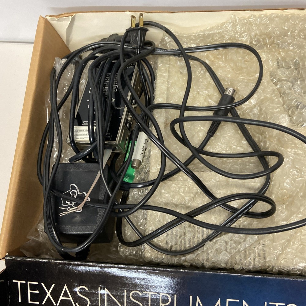 Texas Instruments Ti-99/4A Vintage Home Computer With Original Box