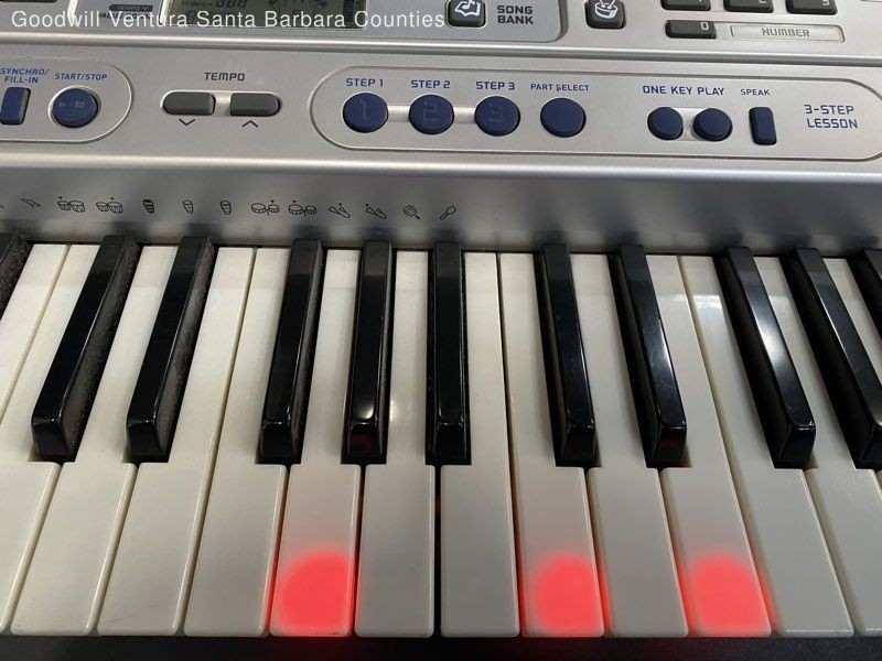 Casio LK-45 61-Key Lighting System Portable Keybaord