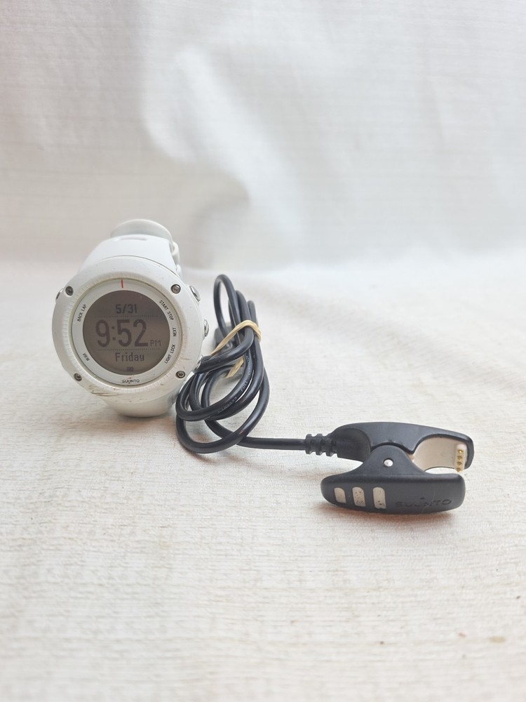 Suunto ambit 2 R white.