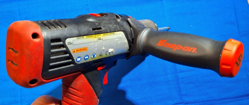 Snap-On Drill Handle For Cordless Drill, One Auxiliary red Handle