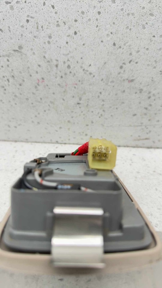 95 LEXUS ES300 Interior Light Dome Light Oeverhead light