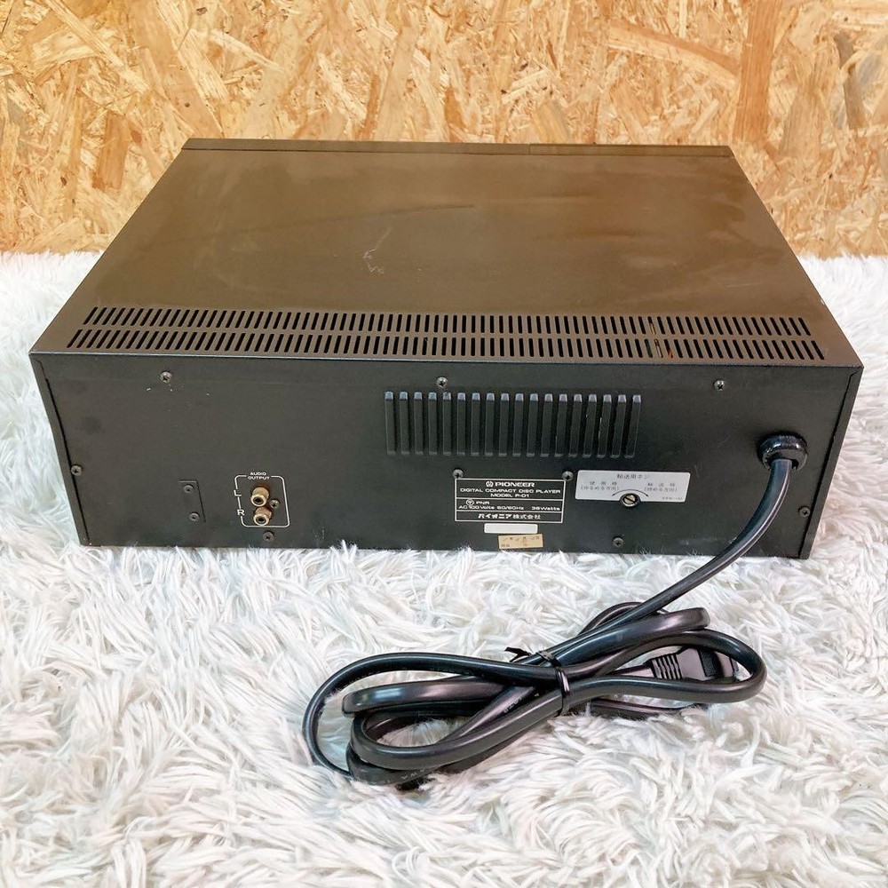 PIONEER P-D1 CD Compact Disc Player Untested