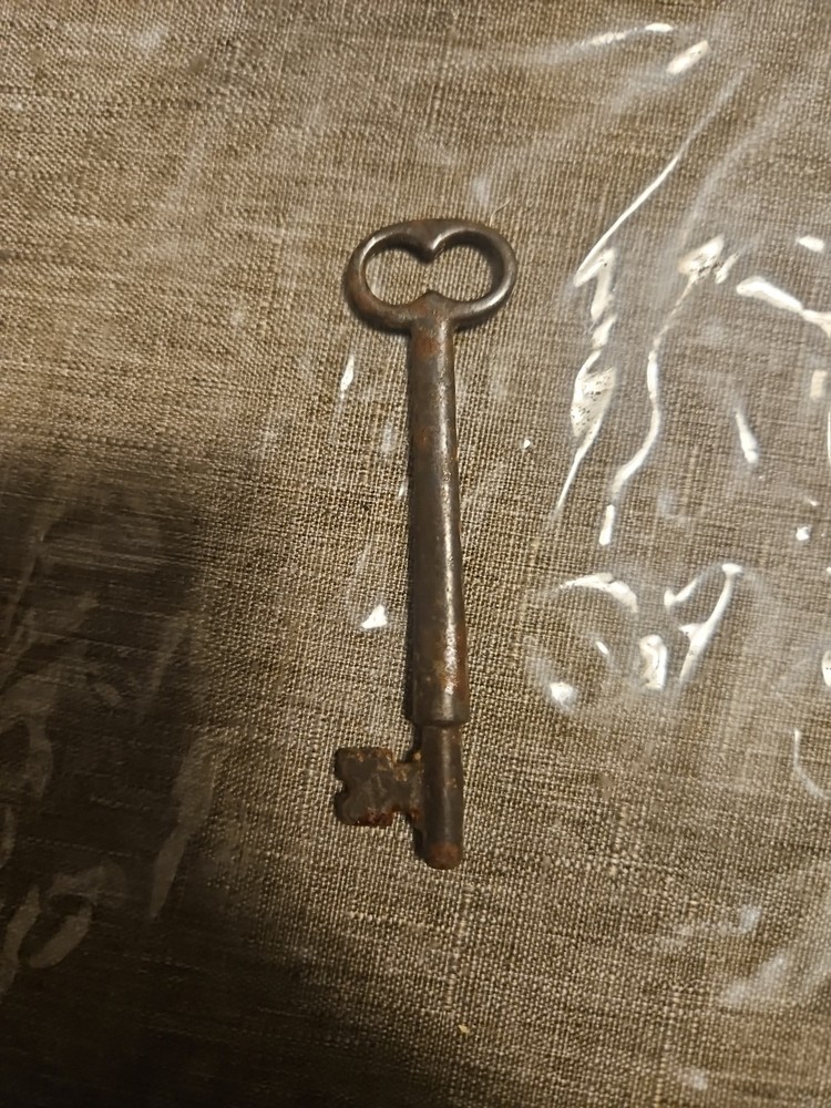 Authentic Antique Rusty Steel Skeleton Key Solid Barrel Collectible Rustic Decor