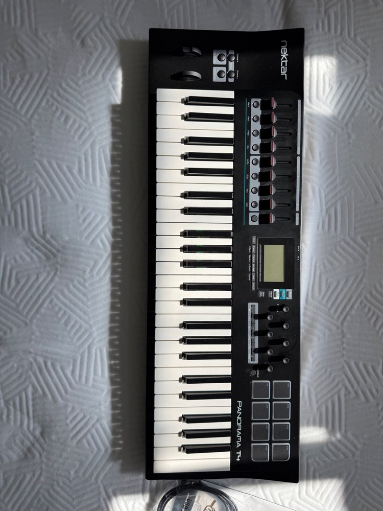 Nektar Panorama T4 49-key Keyboard Controller