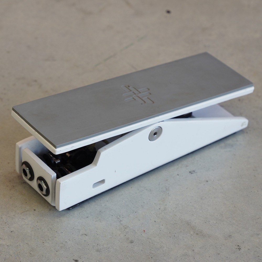 Tapestry Audio Bloomery Active Volume Pedal