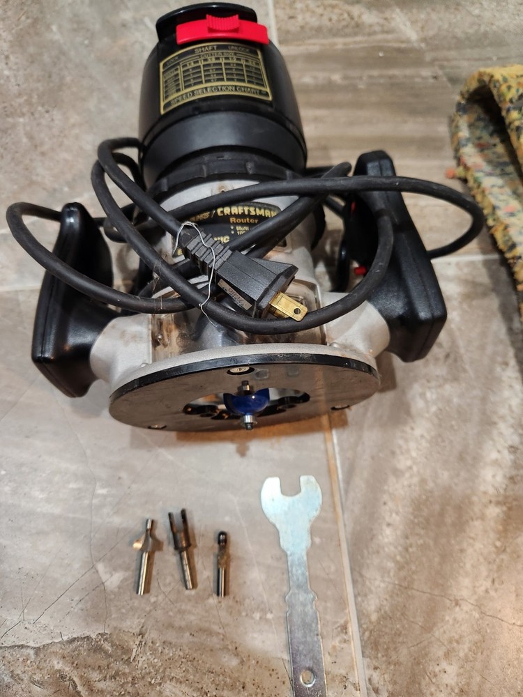 11/2 HP router