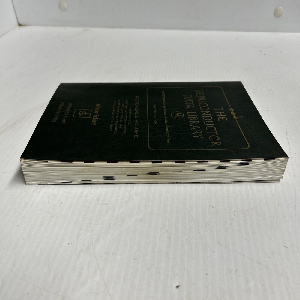 VINTAGE 1972 The Semiconductor Data Library by Motorola