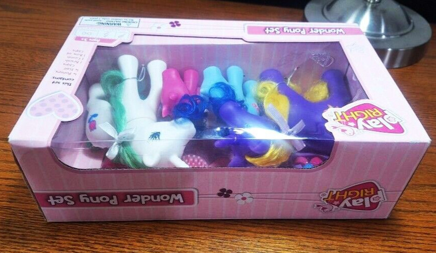 Play Right Wonder Pony Set New